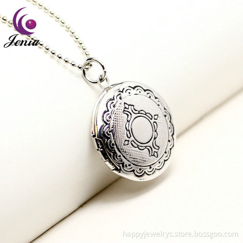Jenia Fashion Fancy Round Shape Locket Pendant Gift Locket Necklace
